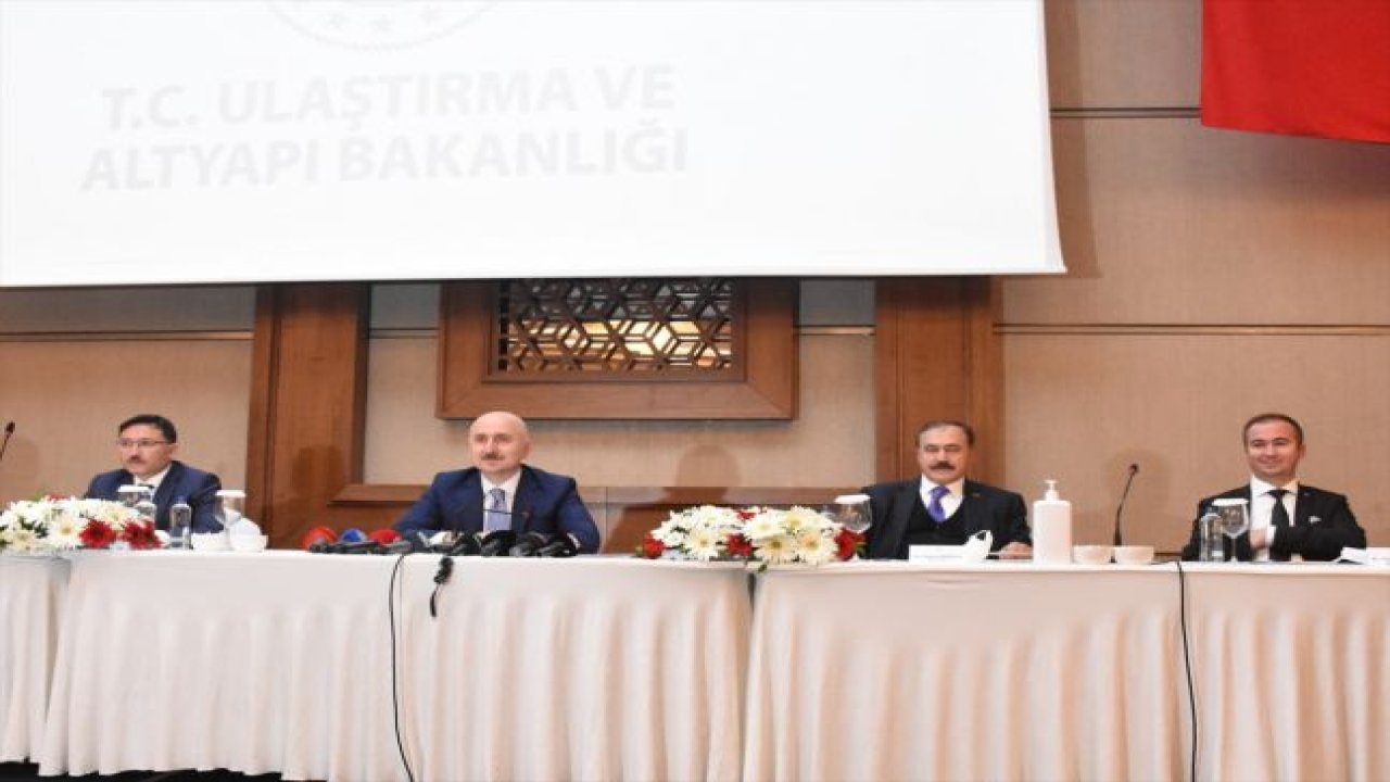 Bakan Karaismailoğlu, belediye başkanları ve kurum amirleri ile bir araya geldi