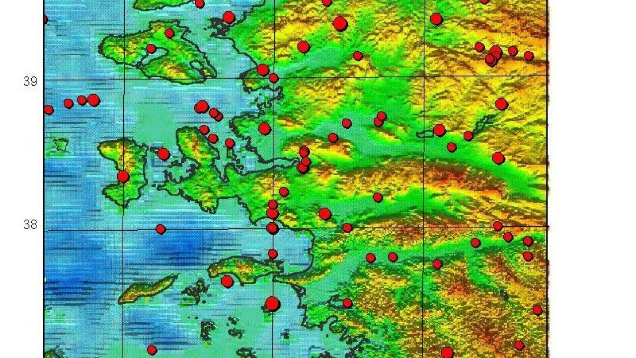 İzmir'de Deprem, Bugün Neler Oldu? İzmir Deprem Son Dakika (Canlı Yayın)