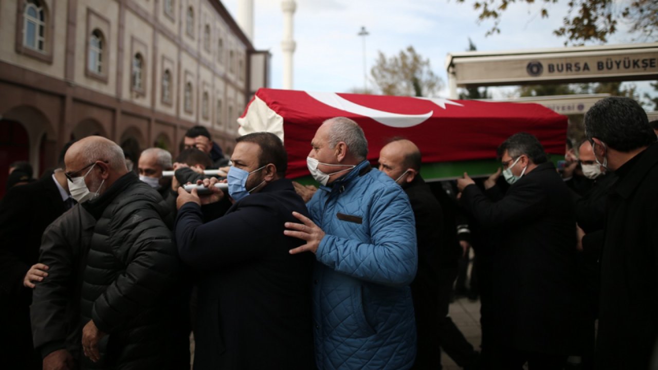 Minderin "altın adamı" Reşit Karabacak, Bursa'da son yolcuğuna uğurlandı