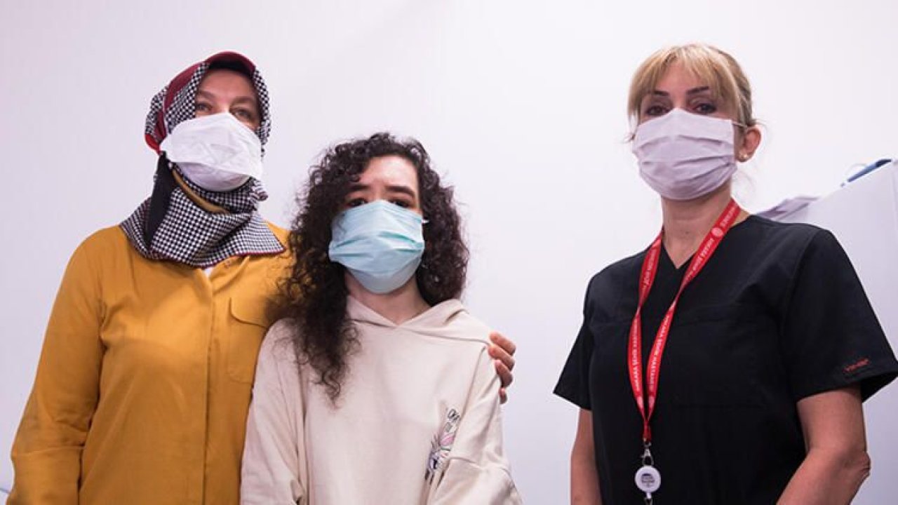 Çin menşeli Kovid-19 aşısı Ankara Şehir Hastanesi'nde gönüllülere uygulanıyor