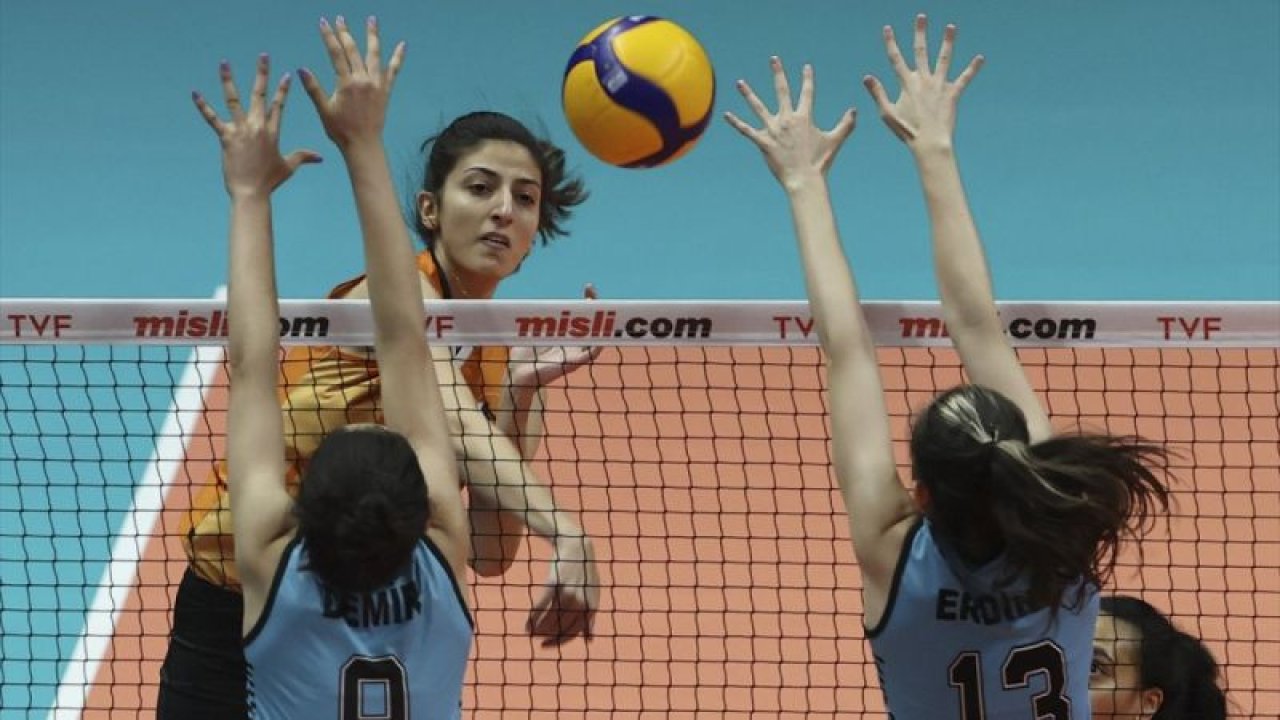 Karayolları - Beylikdüzü Voleybol İhtisas: 3 - 0