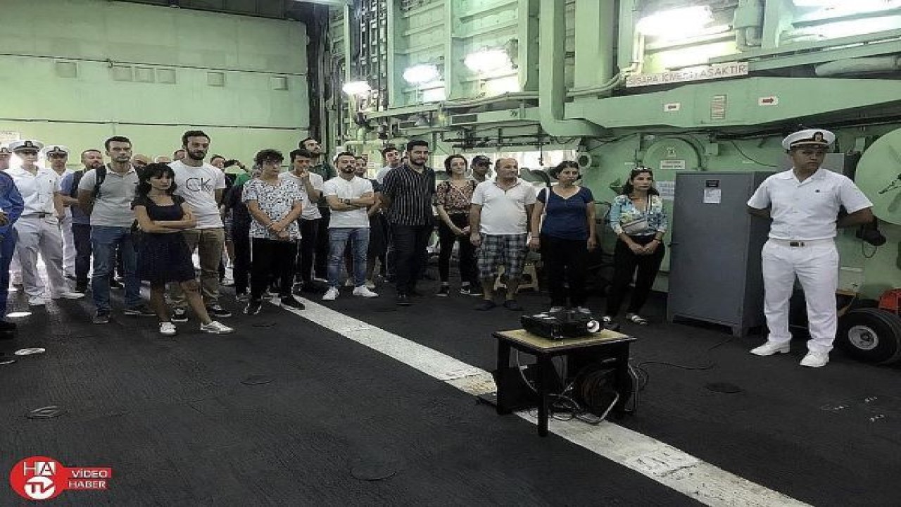 Donanmanın kapıları İstanbul’da halka açıldı