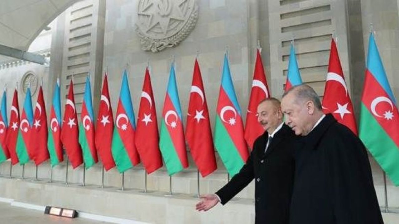 Cumhurbaşkanı Erdoğan, Bakü'de Zafer Geçidi Töreni'nde konuştu