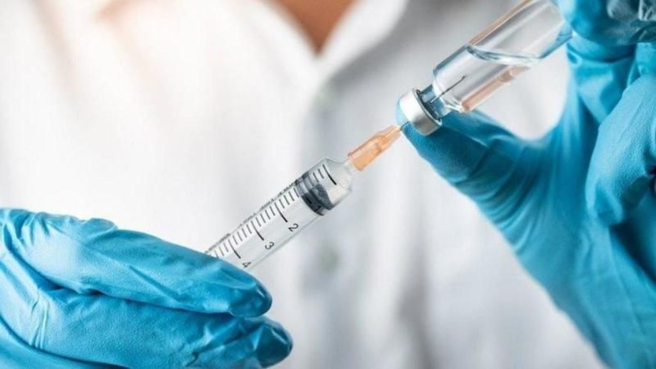 Korona Aşısı Zorunlu Mu Olacak? Hamileler ve 18 Yaş Altı Aşı Olacak Mı?