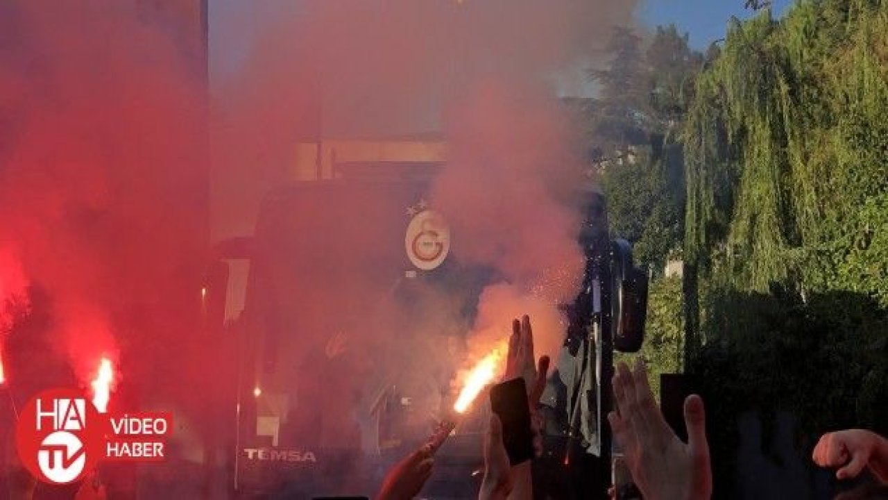 Galatasaray derbi için yola çıktı