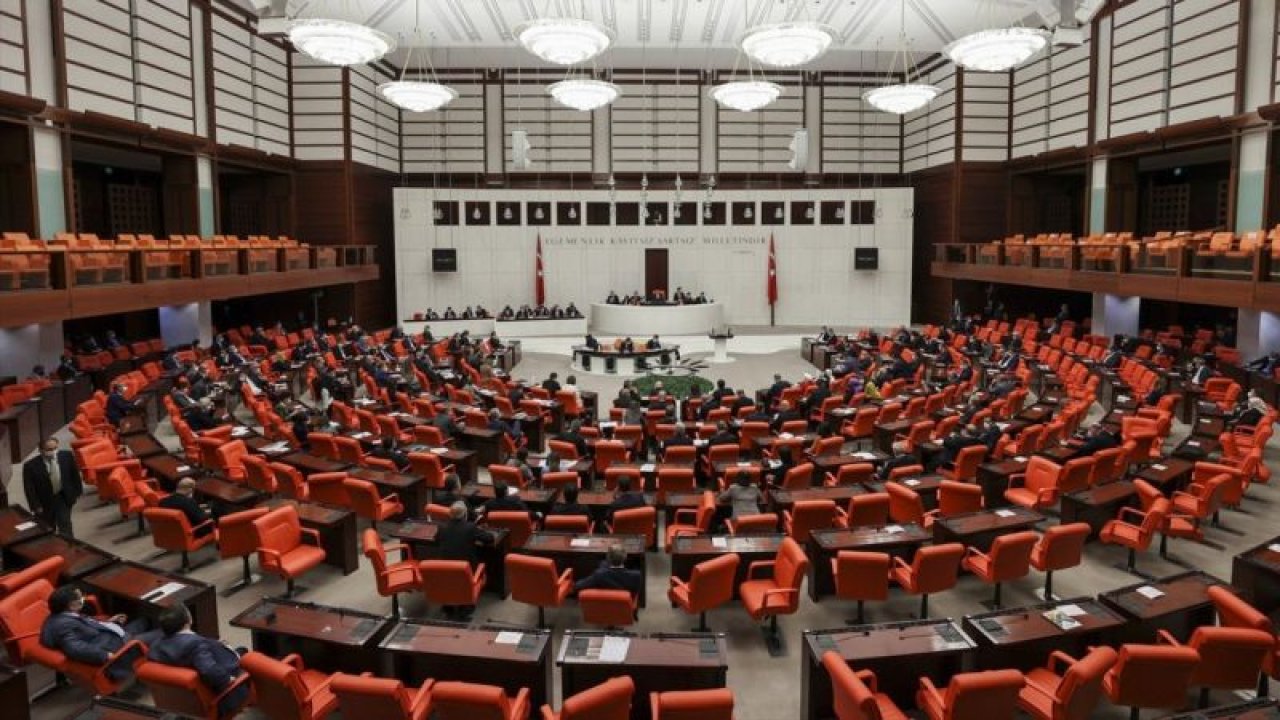 2021 Yılı Bütçesi TBMM Genel Kurulunda, maddelerinin görüşmeleri sürüyor