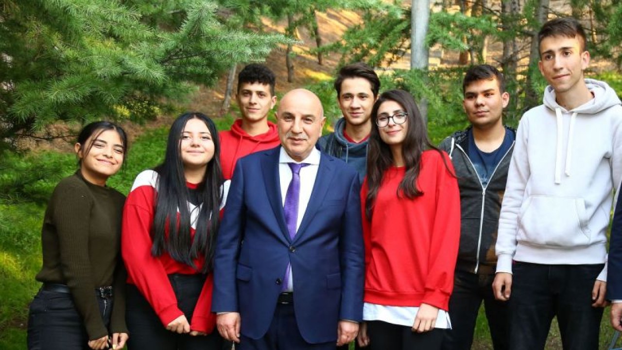 Ankara Keçiören Belediyesi'nden 1000 öğrenciye online eğitim