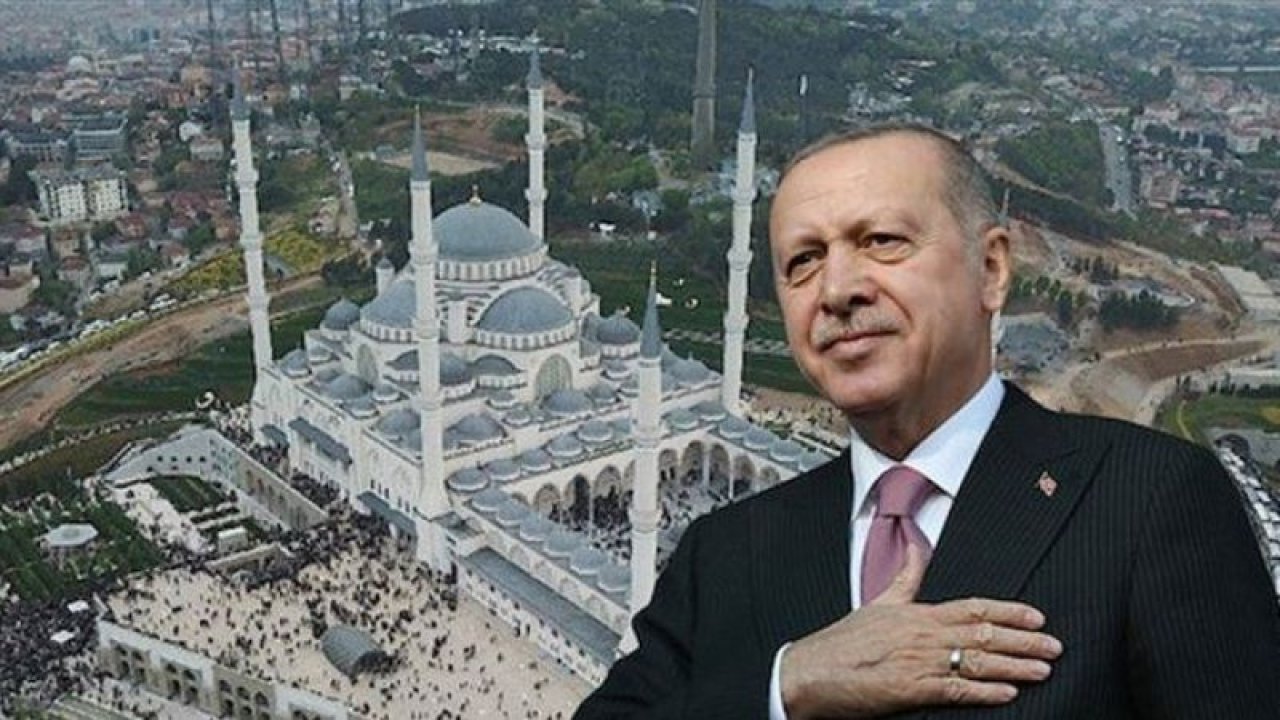 Cumhurbaşkanı Erdoğan, cuma namazını Büyük Çamlıca Camisi'nde kıldı