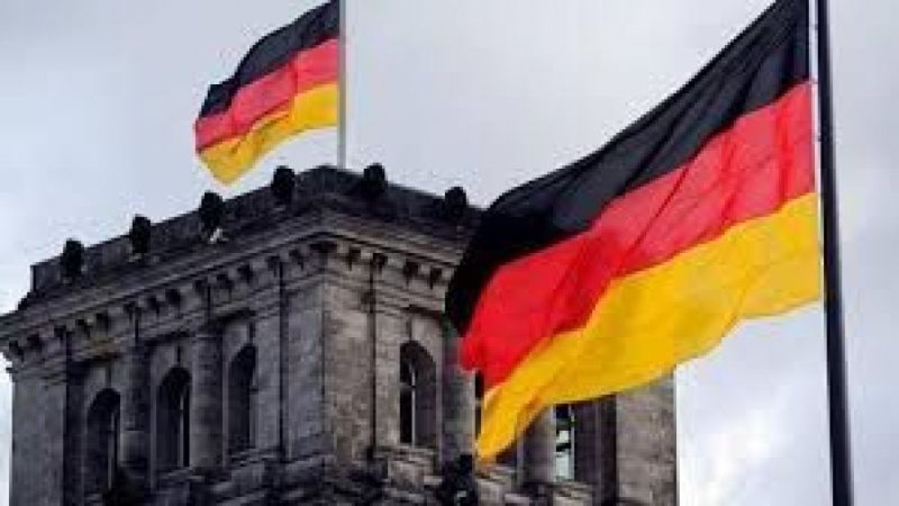 Almanya, bazı DEAŞ üyelerinin eş ve çocuklarını ülkeye geri getirdi