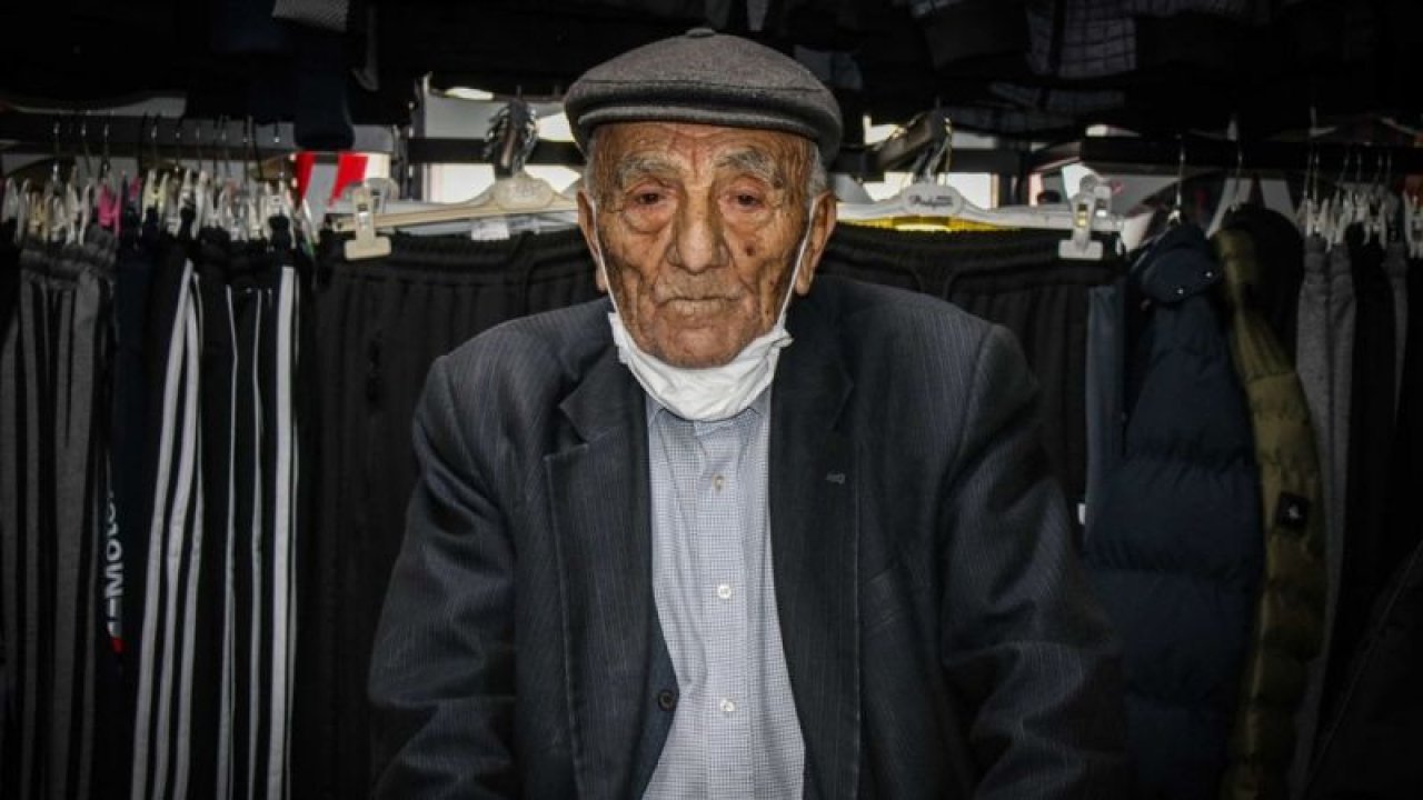 Kolon kanserini atlatan 105 yaşındaki Nuri dede, Kovid-19'u da yendi