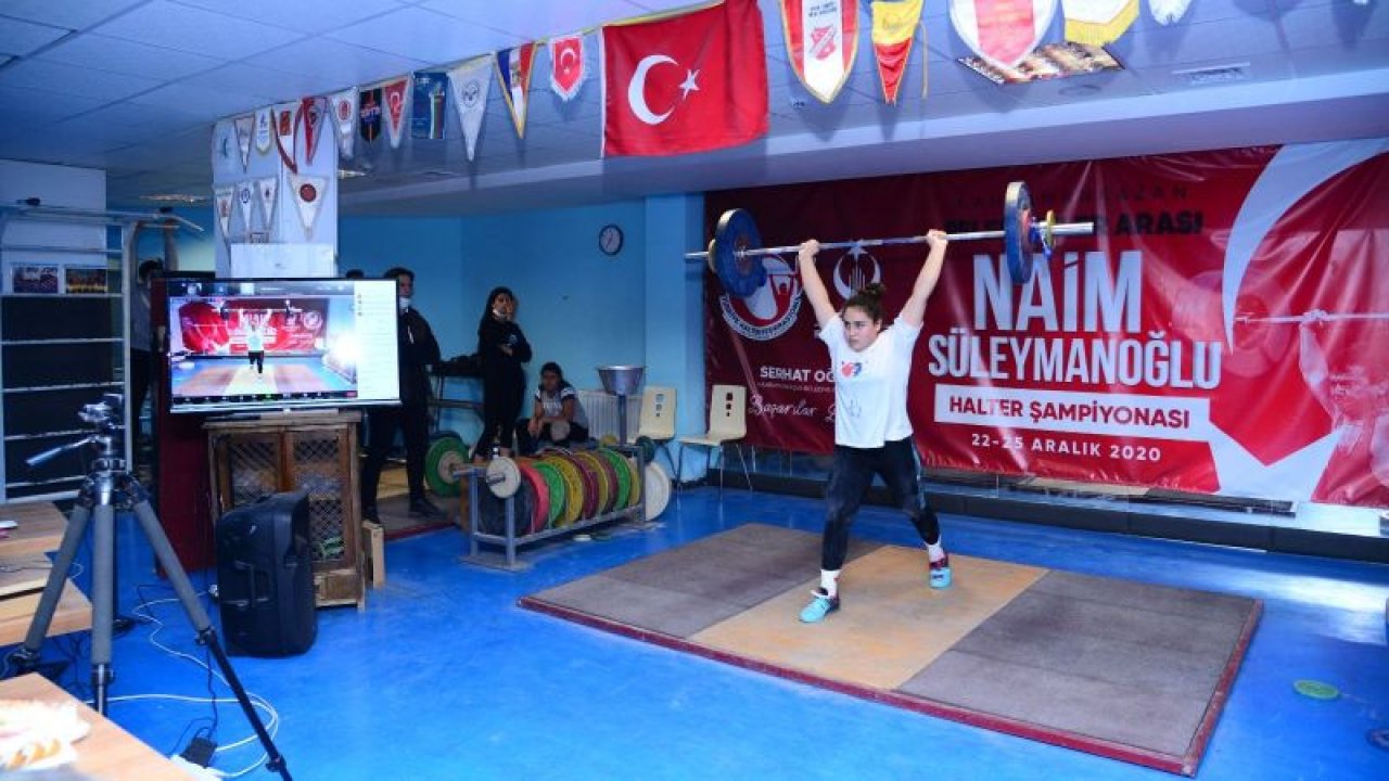 Ankara Kahramankazan'da online halter turnuvası sona erdi