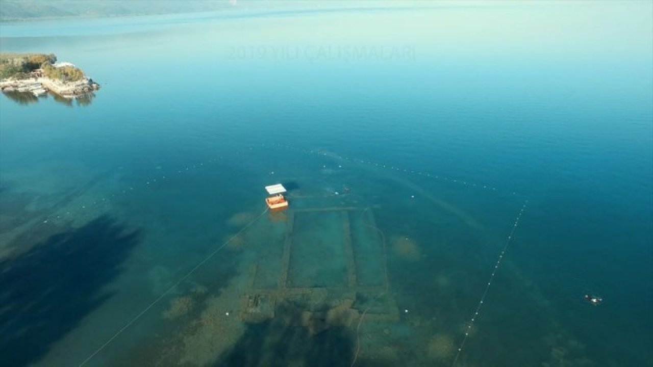 Bazilikada yapılan arkeolojik çalışmalar su altından ve havadan görüntülendi- Video