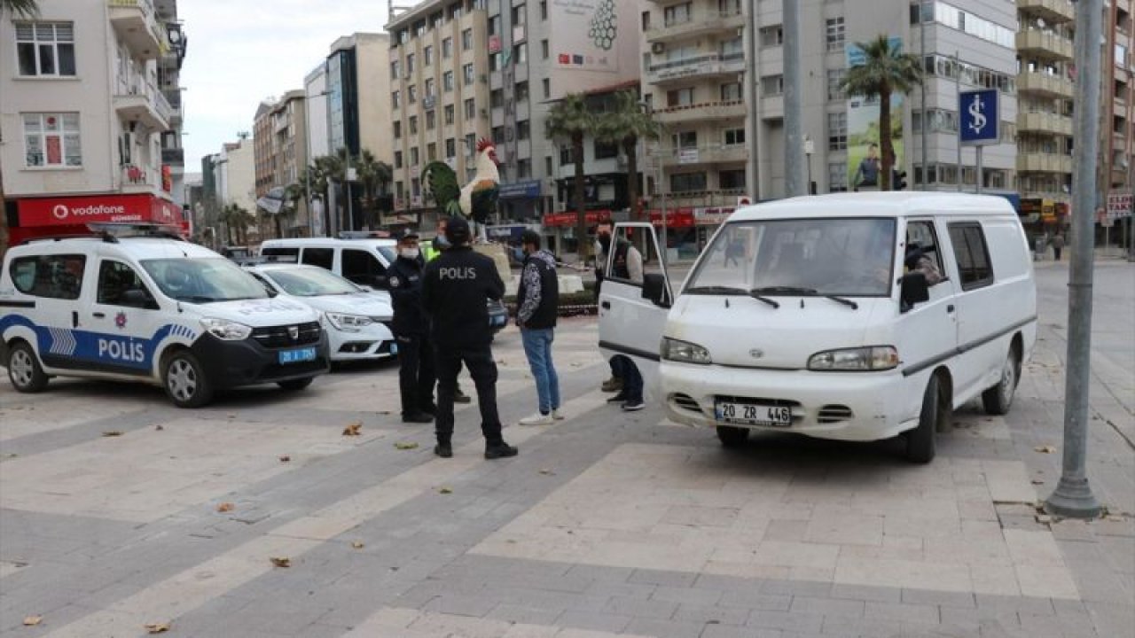 Polise turist olduğunu söyleyen yabancı uyrukluya sokağa çıkma kısıtlamasını ihlalden ceza kesildi -VİDEO