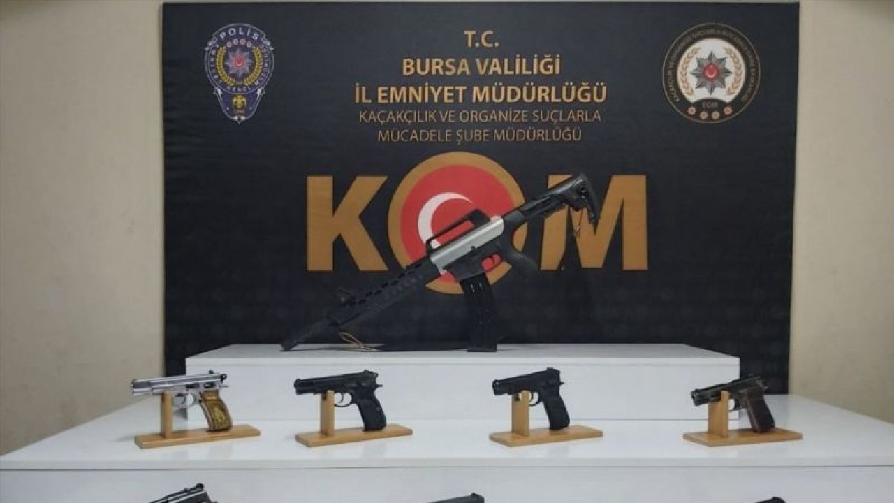 Ankara ve Bursa'da suç örgütüne yönelik operasyonda yakalanan 13 şüpheli tutuklandı