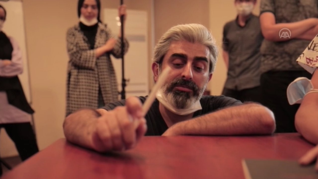 Yönetmen Abdulhamit Güler'den "Online Sinema Eğitimi"