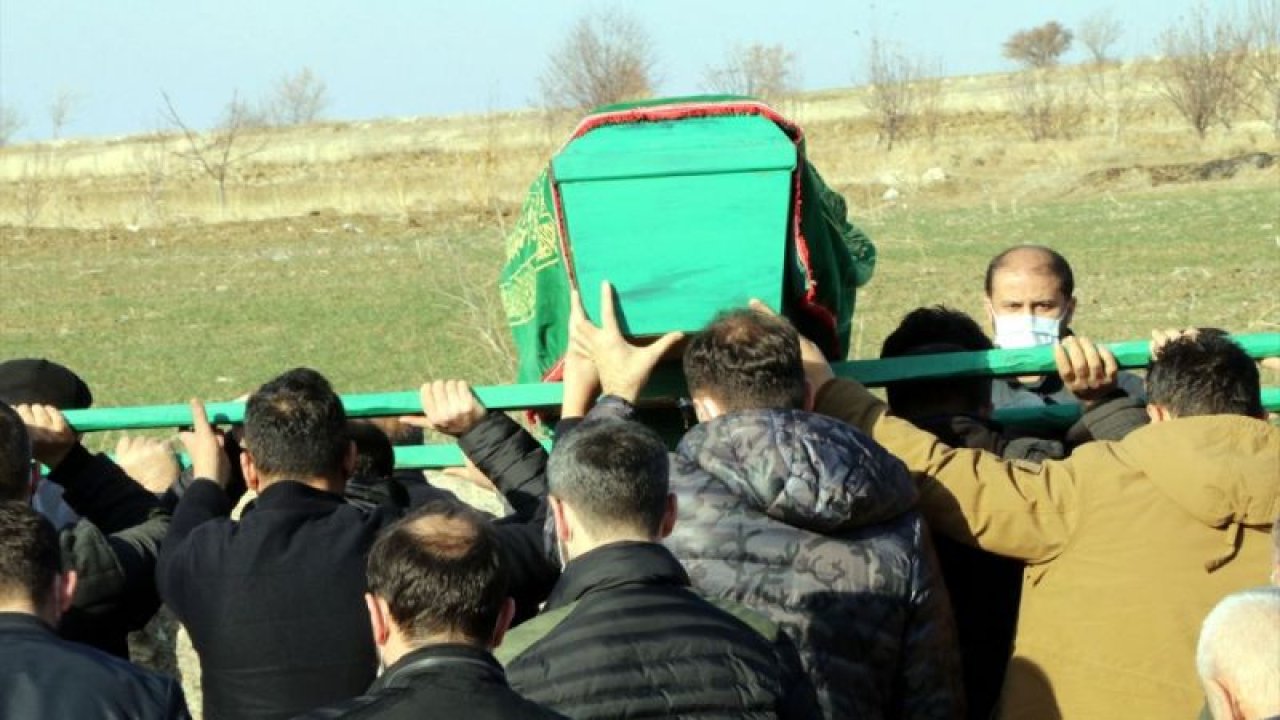 Ankara'da Apartman Garajında 3 Kişi Ölü Bulunmuştu! Burak Karakoç'un cenazesi toprağa verildi