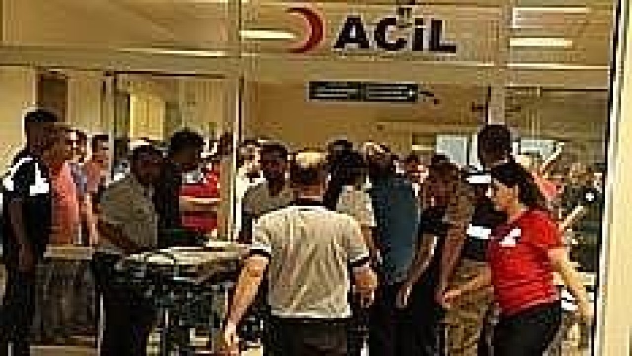 Yolcu minibüsü şarampole devrildi: 2 ölü, 9 yaralı