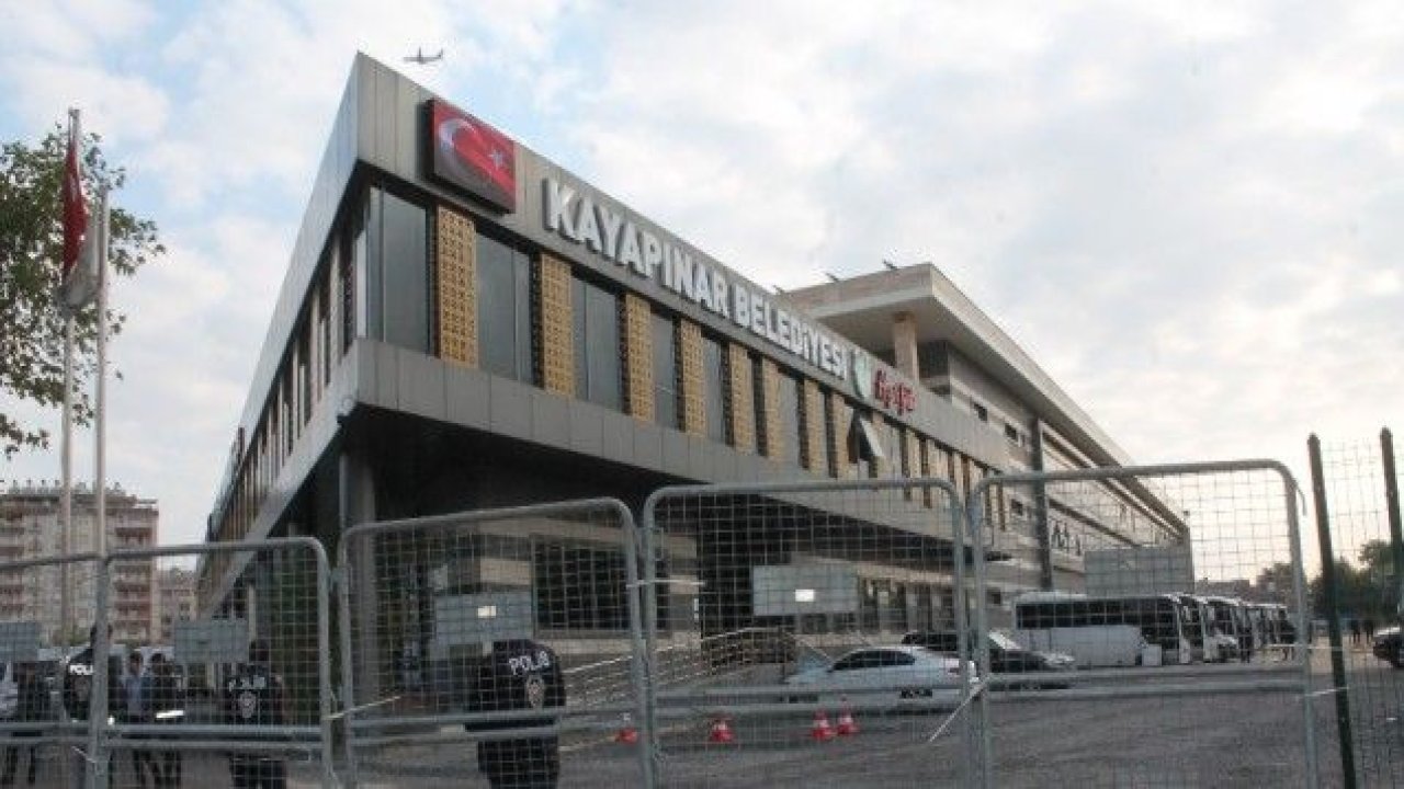 Kayapınar, Kocaköy ve Bismil ilçe belediyelerine kayyum atandı