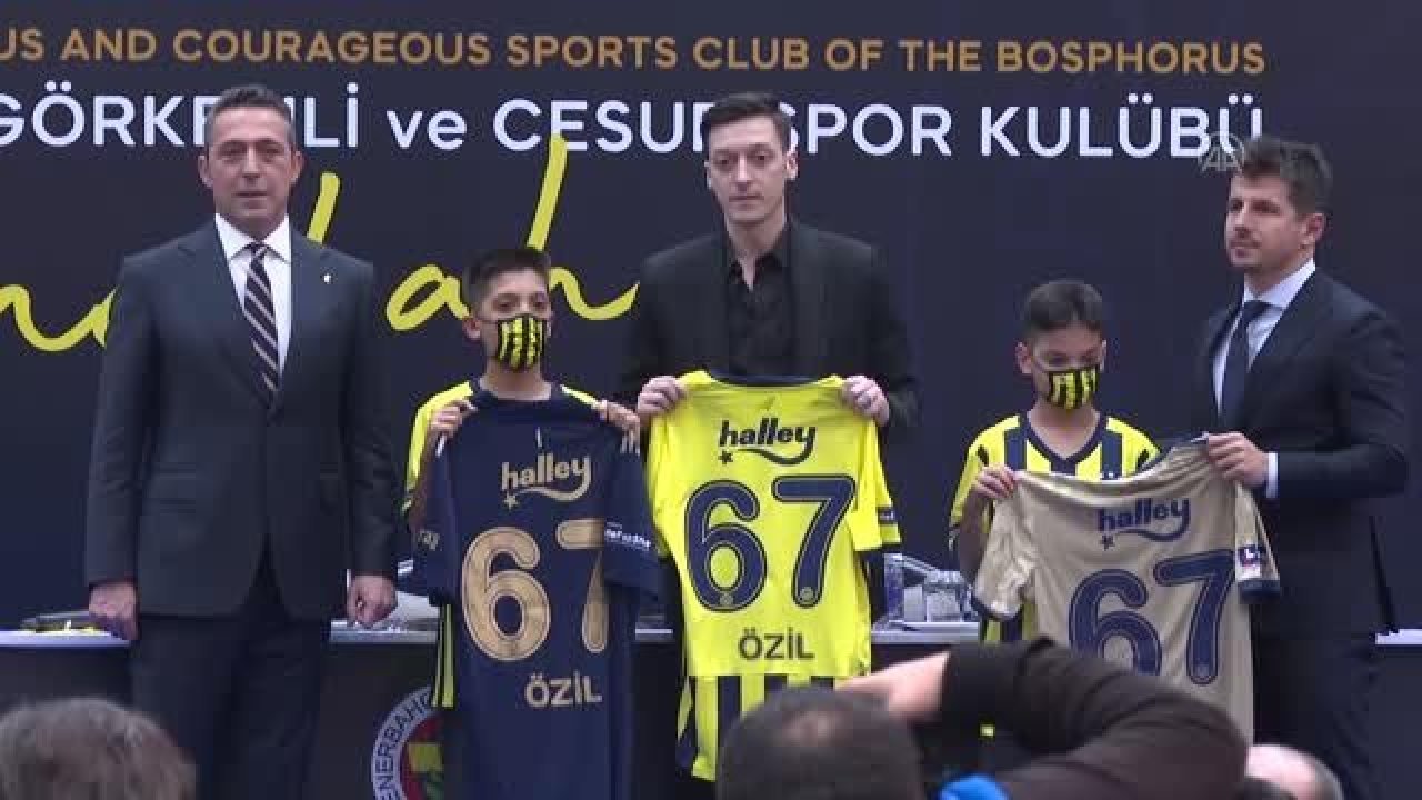 Fenerbahçe'de Mesut Özil için imza töreni düzenlendi
