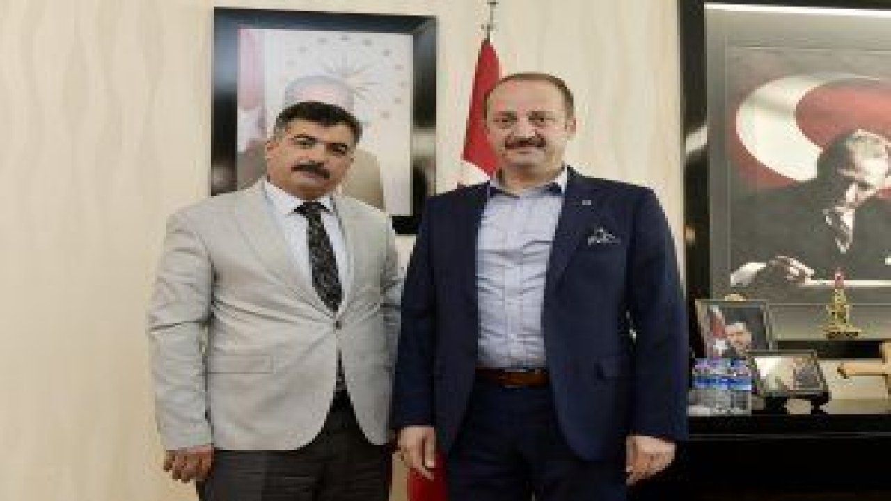 Ankara Minibüsçüler Esnaf Odası Genel Sekreteri Erşan Ağören, Mesut Akgül'ü ziyaret etti