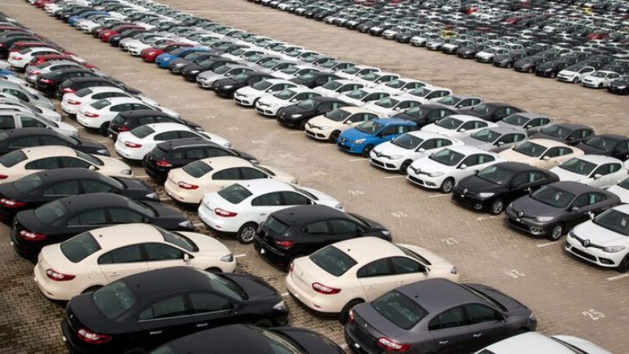 İkinci El Araba Fiyatları Düşüyor Mu? Şimdi Araba Alınır mı? 2021 Fiyatlar Yükselir Mi? İkinci El Araç Piyasasında Son Durum