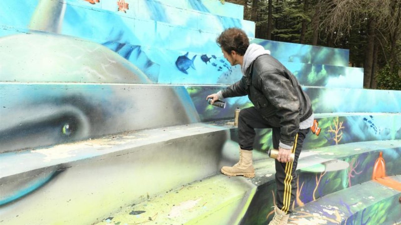 Başkent parkları grafitti sanatçılarına açıldı: Botanik park renklendi