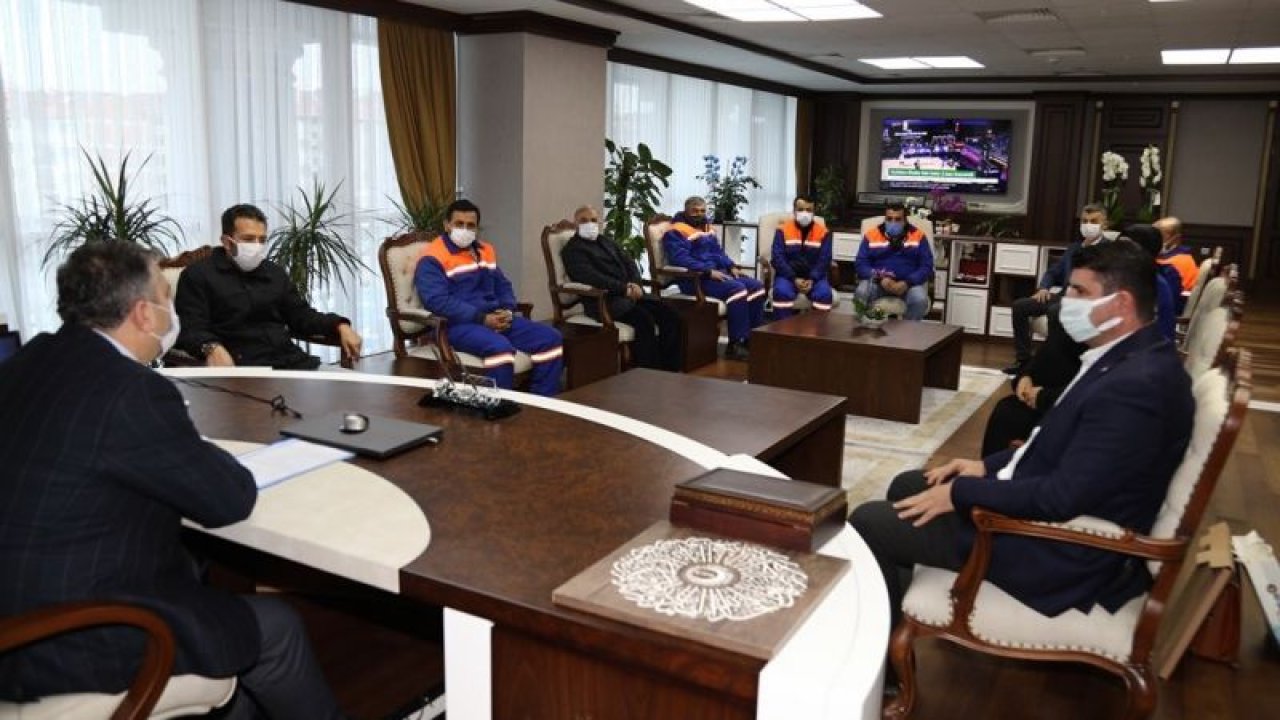 Çubuk Belediye Başkanı Demirbaş, Belediye Personeliyle Bir Araya Geldi