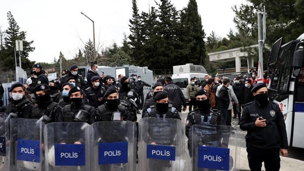 İstanbul Valiliği duyurdu: Boğaziçi Üniversitesi'nde gözaltına alınanlardan 98'i serbest bırakıldı