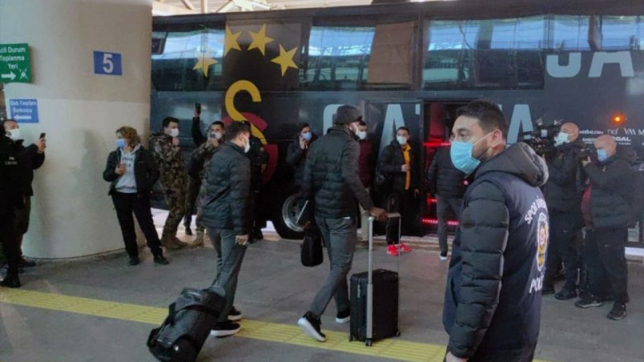 Süper Lig Lideri Ankara'ya Geldi! Kritik Maç Yarın Oyananacak