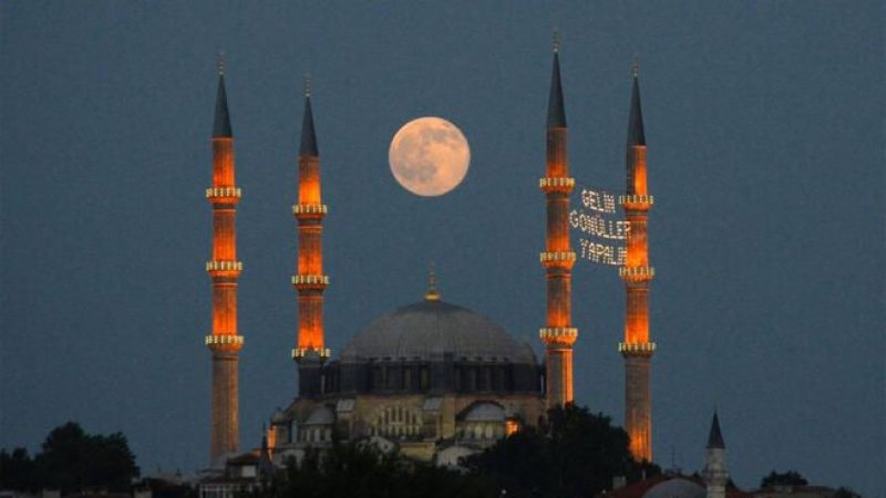 Ankara 13 Nisan Salı ilk iftar ve sahur saat kaçta? 2021 Ankara Ramazan imsakiyesi 1. Gün