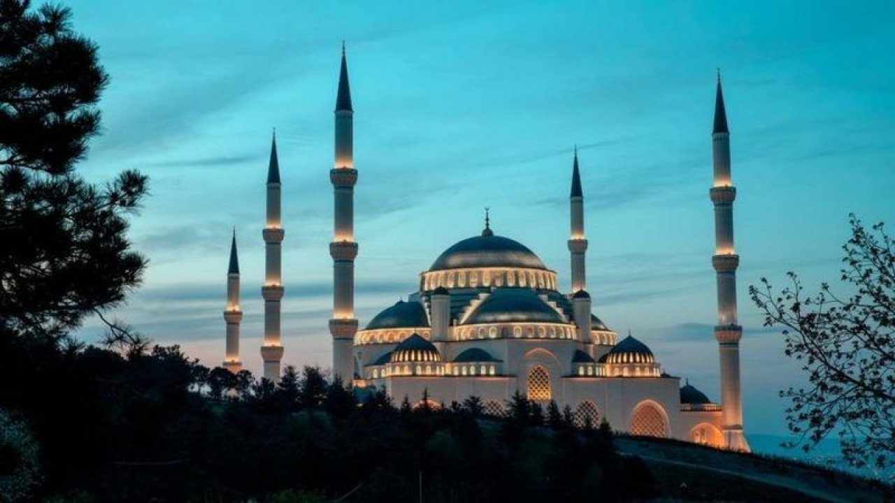 Ankara'da Akşam Ezanı Saat Kaçta Okunuyor? Akşam Namazı Ankara Saat Kaçta?