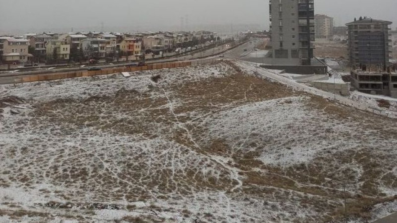 Ankaralılar Şaşkın! Başkent'te ‘dolu ve kar’ sürprizi