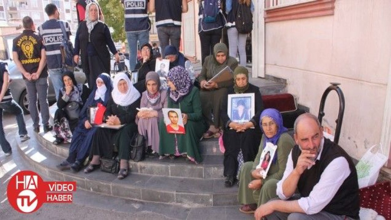 Annelerin HDP önündeki evlat nöbeti 28’inci gününde