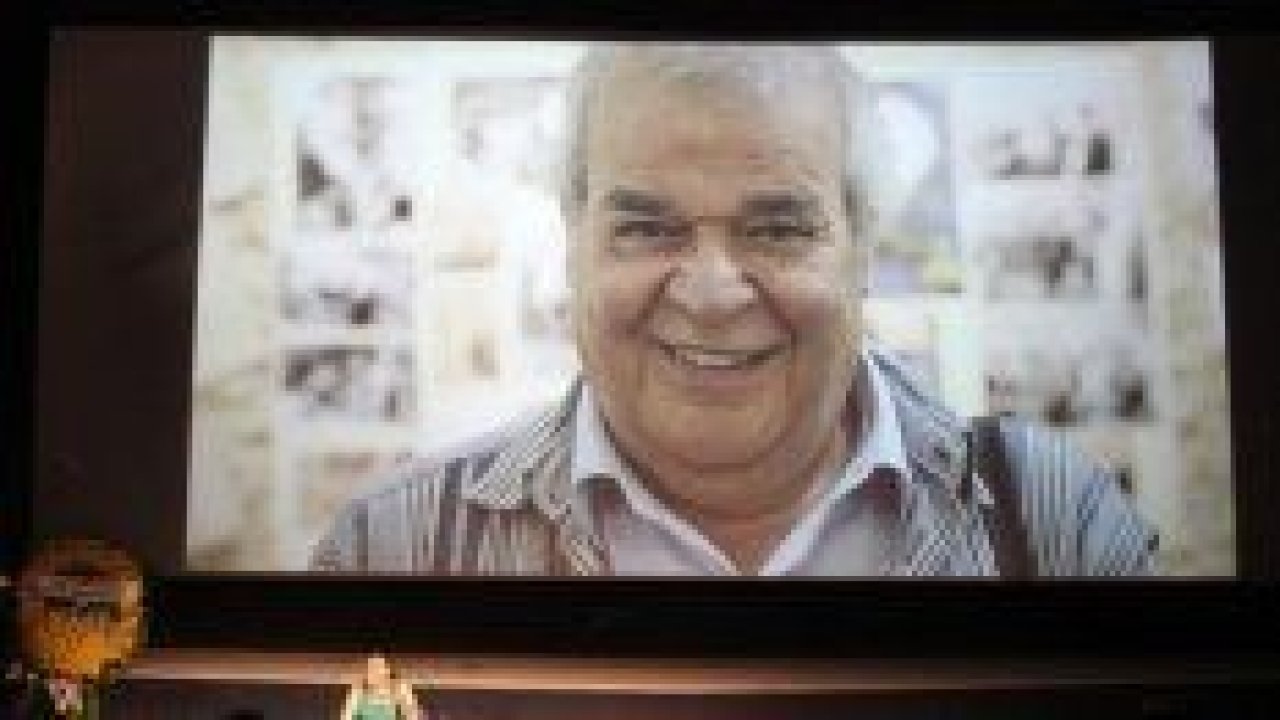 Usta oyuncu Cengiz Sezici için tören düzenlendi