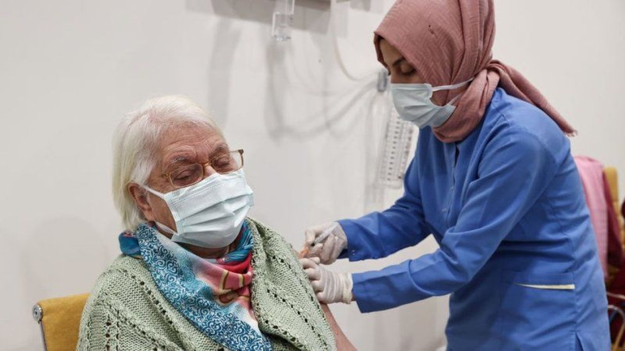 60 Yaş Üstü Aşılama Ne Zaman Başlıyor? Ankara'da 60 Yaş Üstü Aşı Randevusu Nasıl Alınır?