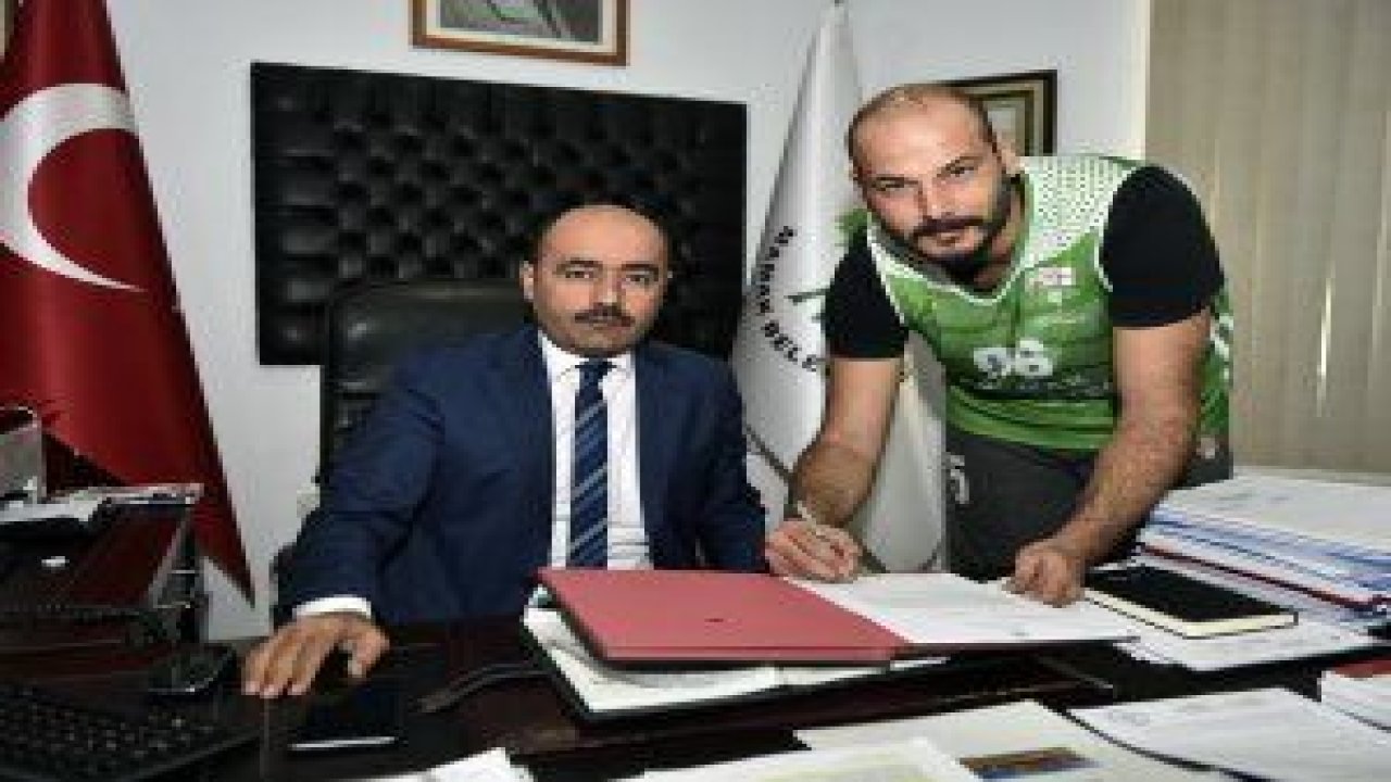 Mamak Belediyesi geçen sezon Türkiye Basketbol 2. Lig’inde forma giyen Soner Şahin’i transfer etti