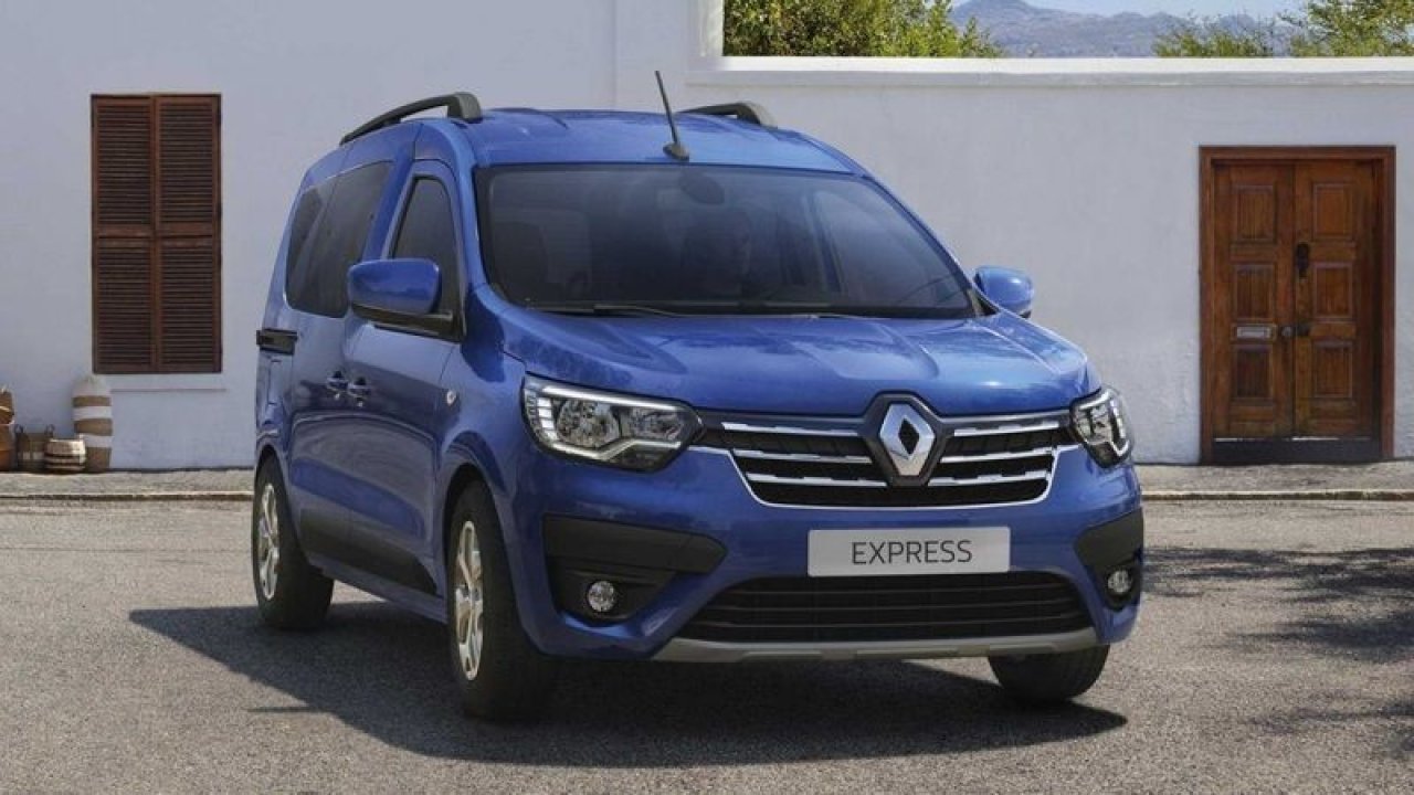 Renault Yeni Hafif Ticari Modelleri Tanıtıldı!