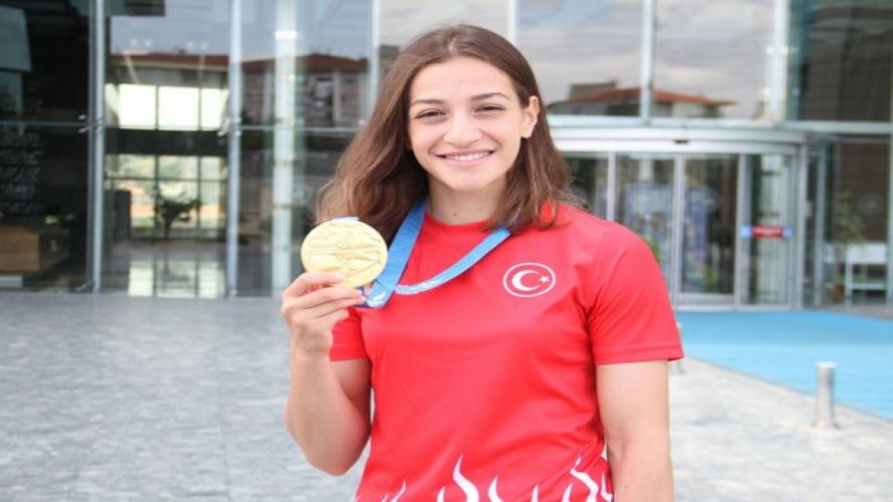 Buse Naz Çakıroğlu gözünü Tokyo Olimpiyatlarına dikti