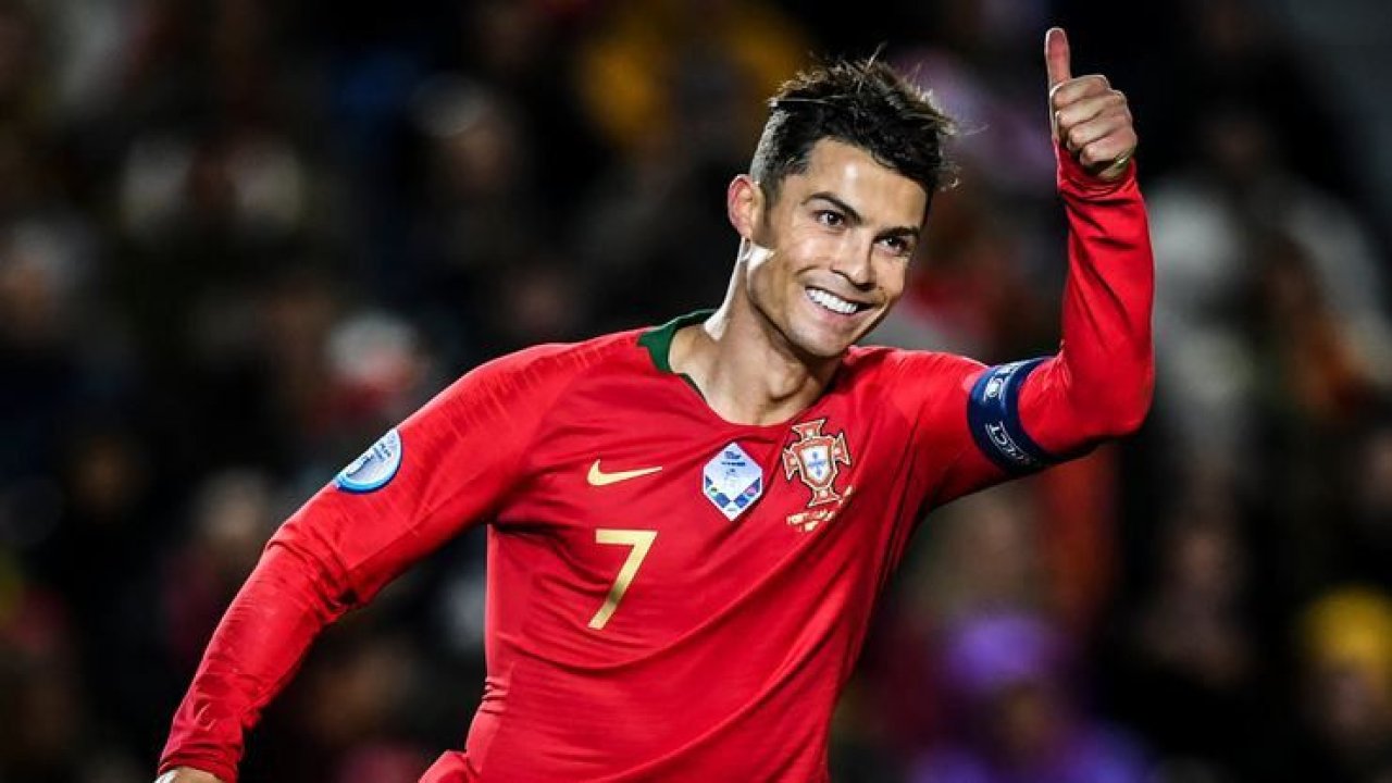 Ronaldo, Portekiz Milli Takımı'nın kaptanı olmaya devam edecek