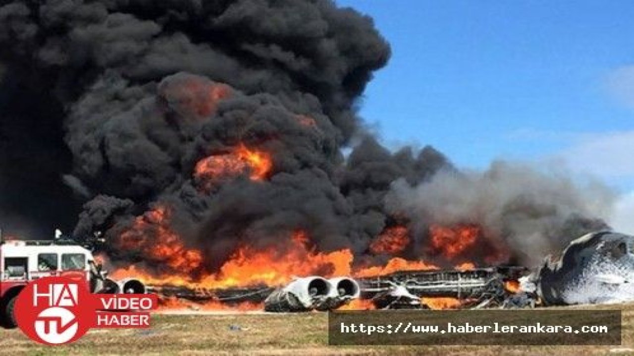 ABD'de bombardıman uçağı düştü: 5 ölü