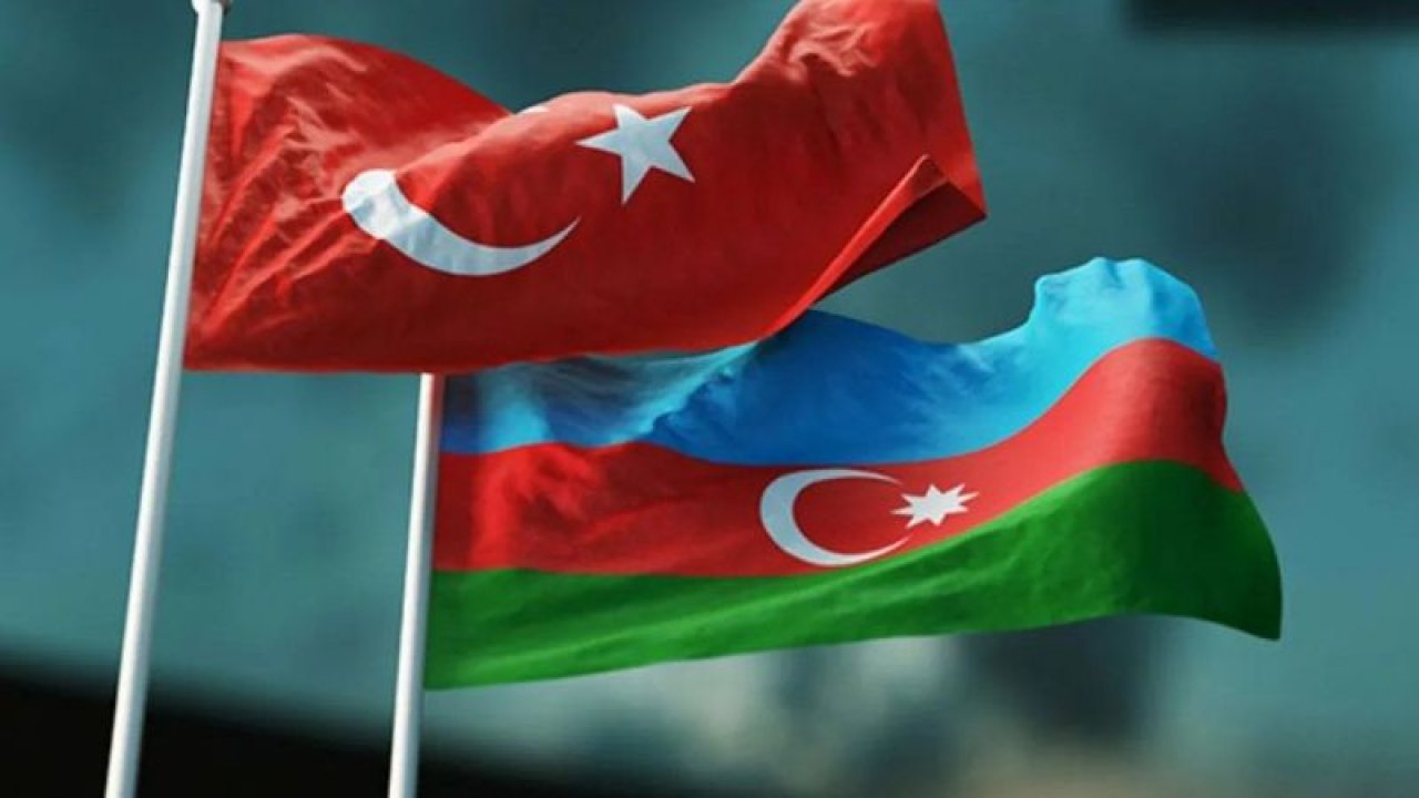 Azerbaycan'a Seyahatte Yeni Dönem Başladı! Kimlikle Gidilecek!
