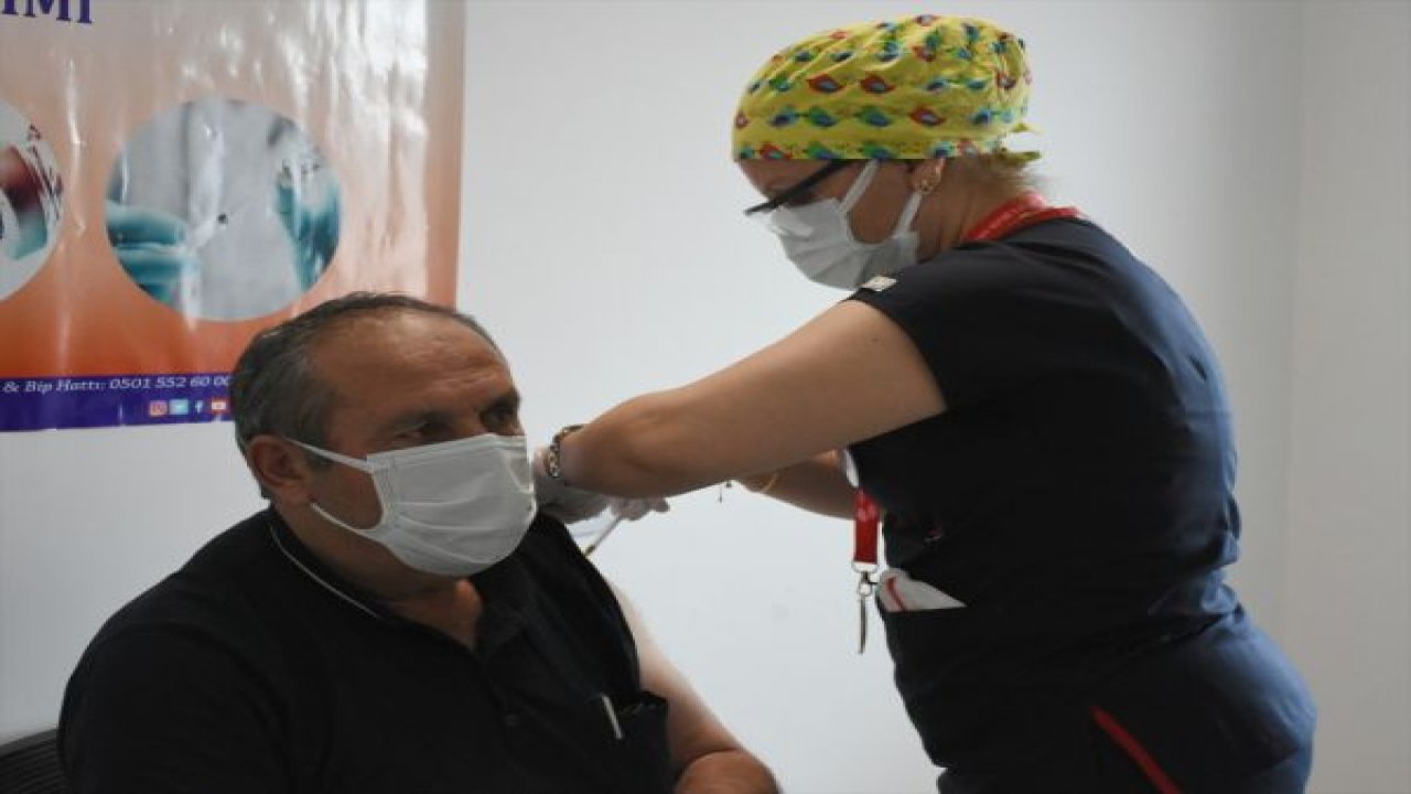BioNTech aşısının İlk dozu Ankara'da uygulandı