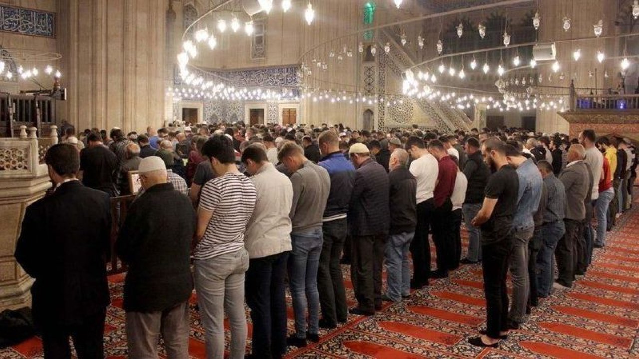 Ramazan'da Teravih Namazı Kılınacak Mı? Ankara 2021 Ramazan'da Camiler Açık Mı, Kapalı Mı?