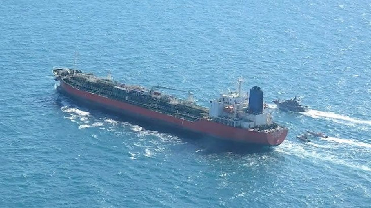 İran İle Güney Kore Arasında Gerilimi Artıran Petrol Tankeri Serbest Bırakıldı!
