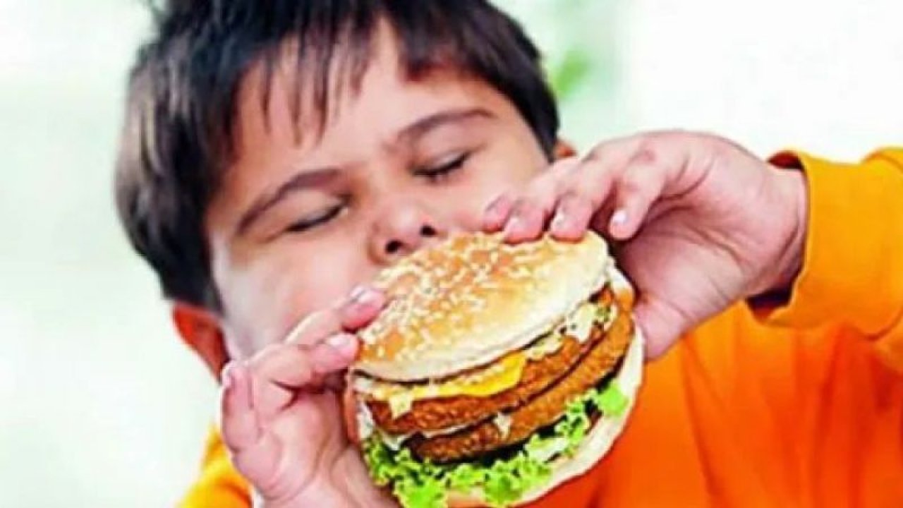 Çocukluk Döneminde Obeziteye Dikkat !