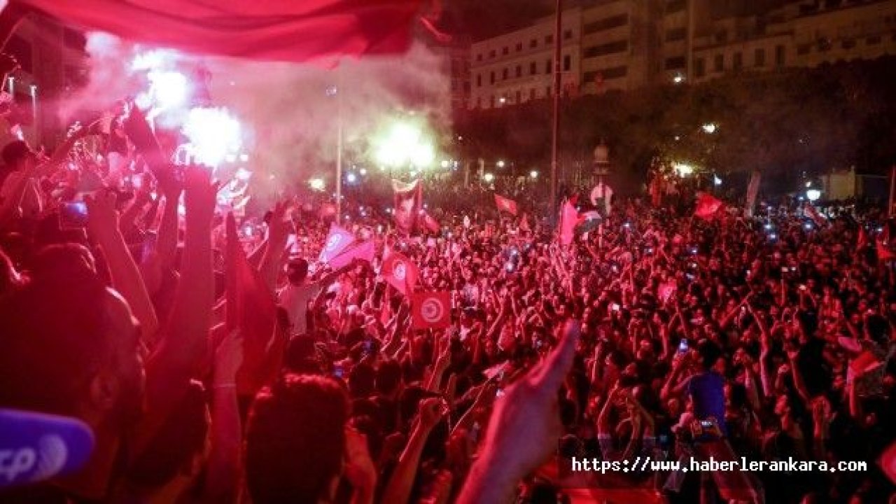 Tunuslular Said'in seçim başarısını kutladı