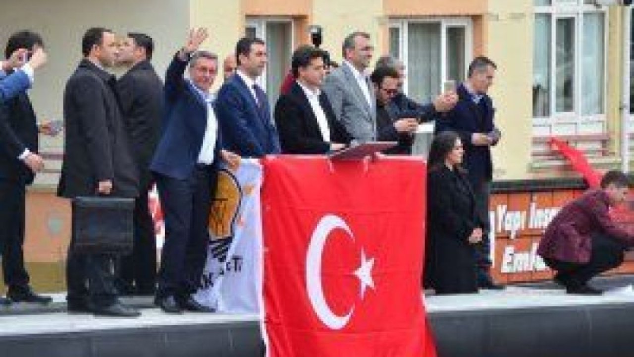 ​AK Parti Ankara İl Seçim Koordinasyon Merkezi ilk mitinglerini Akyurt ve Pursaklar’da yaptı