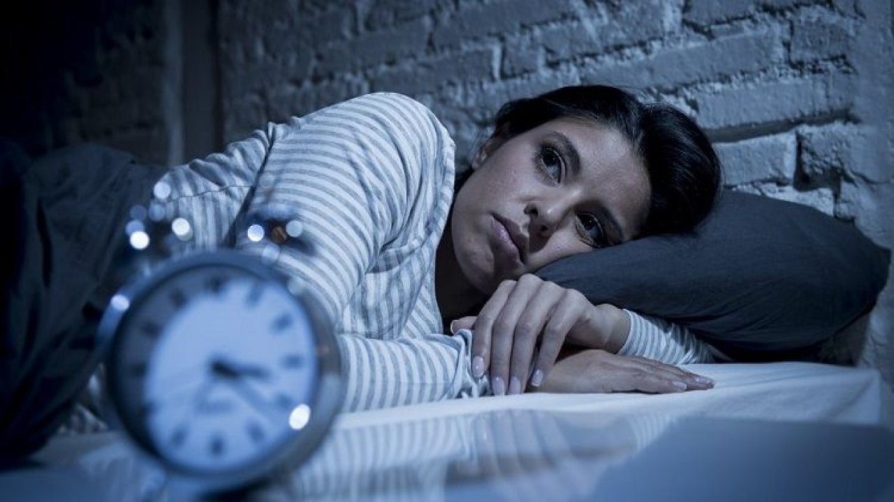 Çok az uyursak ne olur? Az uyumak zararlı mı?
