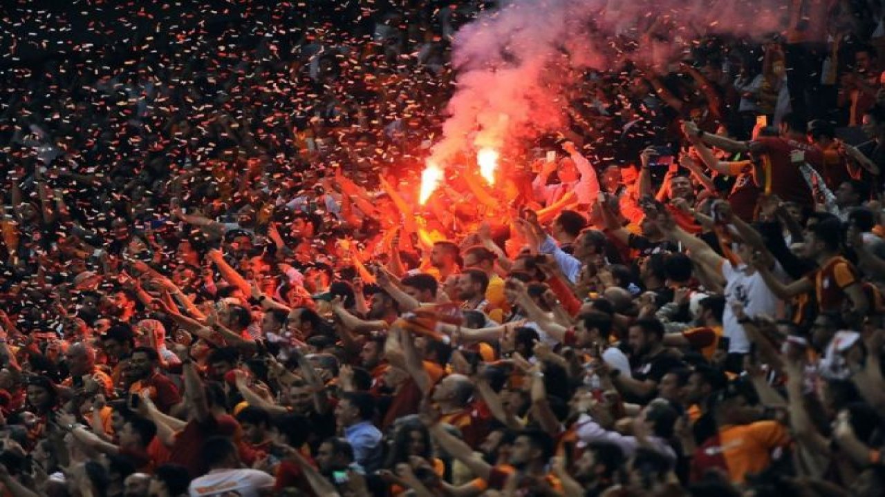 Galatasaray’da Kombineler Genel Satışa Çıktı