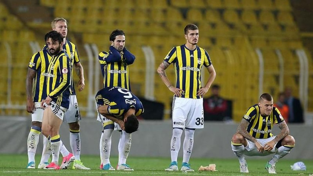 Fenerbahçe Tarihi Lekeleniyor! Kupa Hasreti Giderek Artıyor!